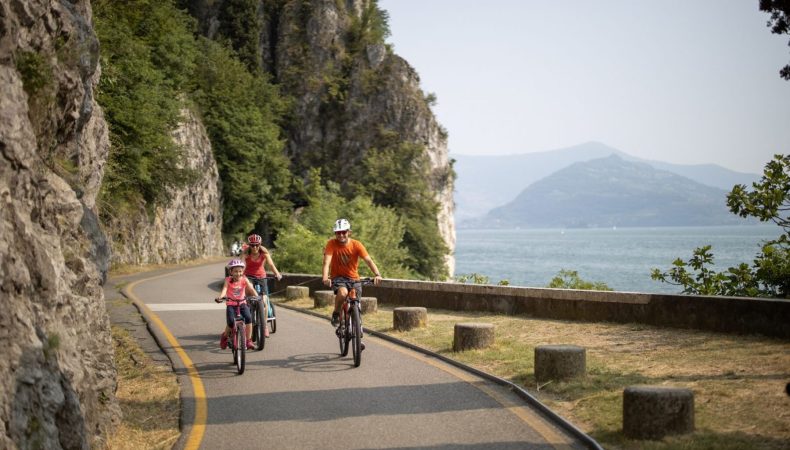 bici-lago-iseo-1600x1067-1.jpg